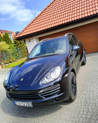 Porsche Cayenne cena 113160 przebieg: 136210, rok produkcji 2011 z Żerków małe 326